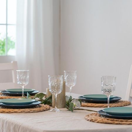 Вилла Beautiful House With Sea Views And Private Pool Торевьиа Экстерьер фото