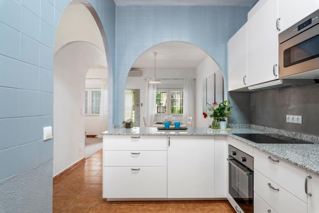 Вилла Beautiful House With Sea Views And Private Pool Торевьиа Экстерьер фото
